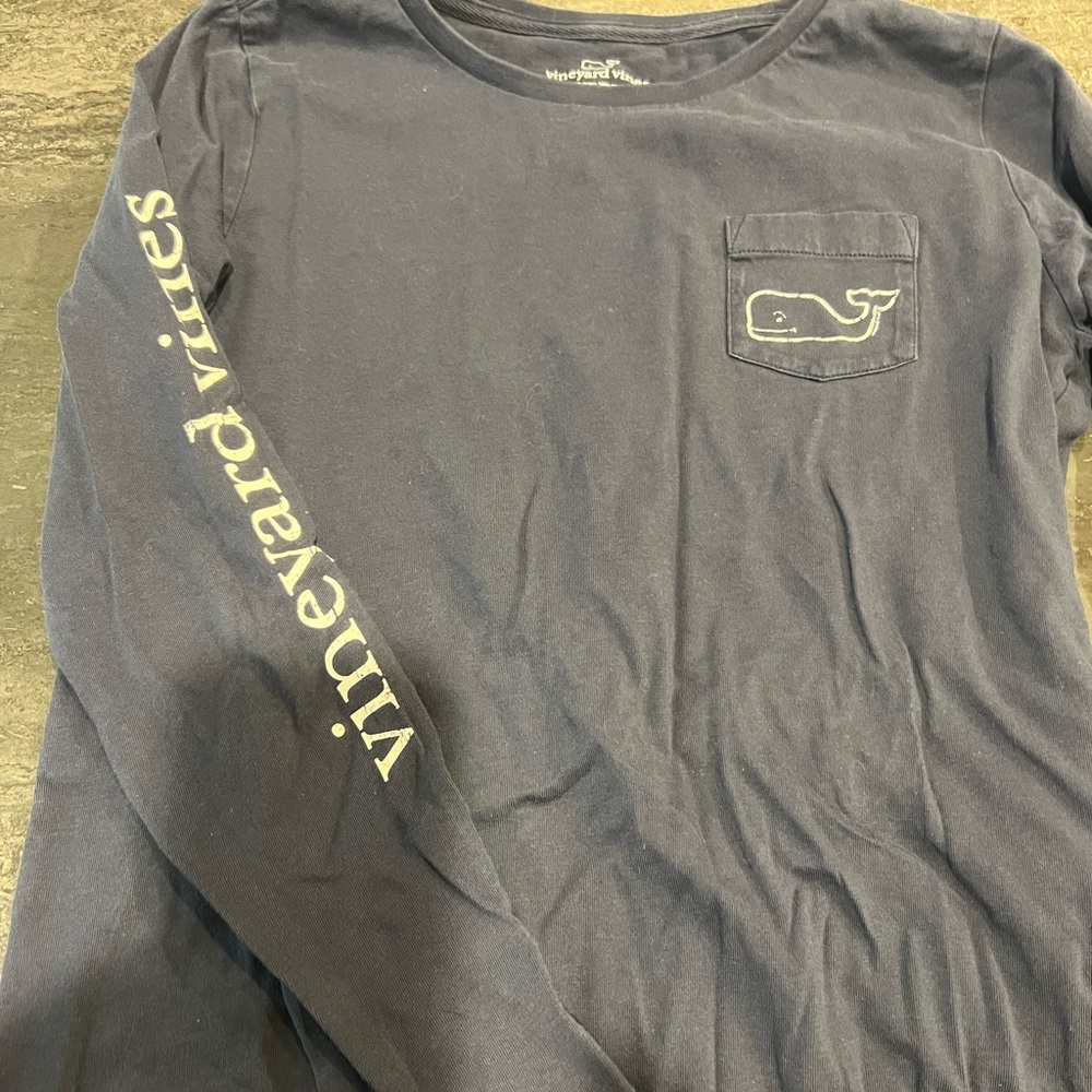 Authentic Vineyard Vines long sleeve tshirt